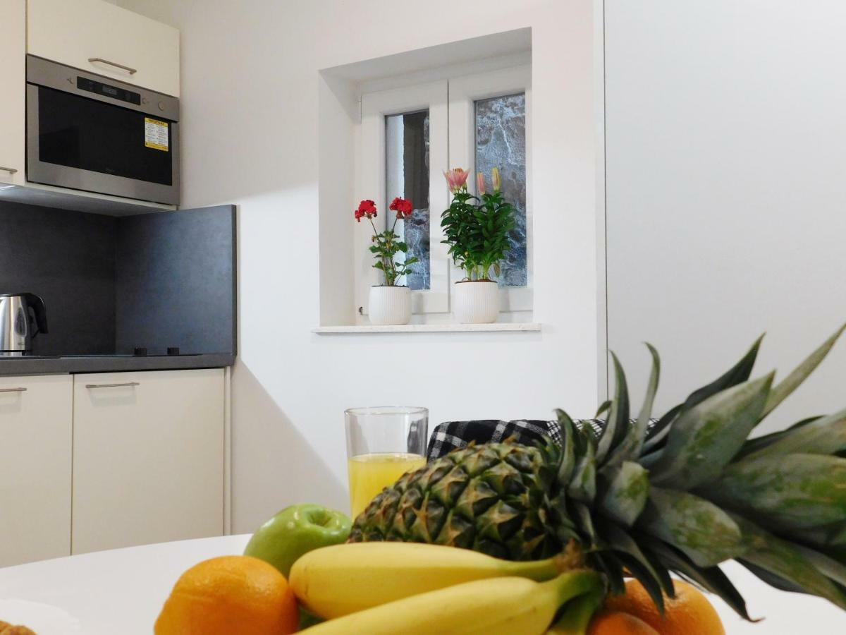 Studio Apartment Milla สปลิท ภายนอก รูปภาพ